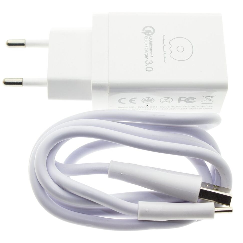 Зарядний пристрій WUW T27 3A + USB Lightning
