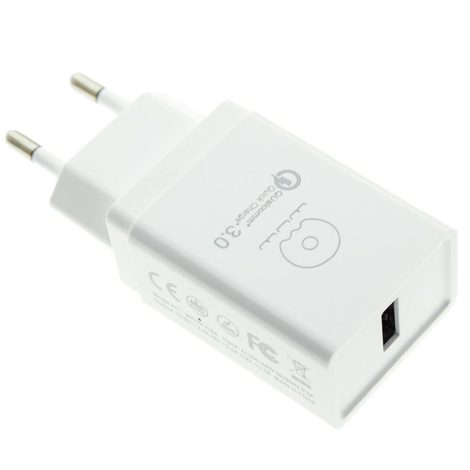 Зарядний пристрій WUW T27 3A + USB Lightning
